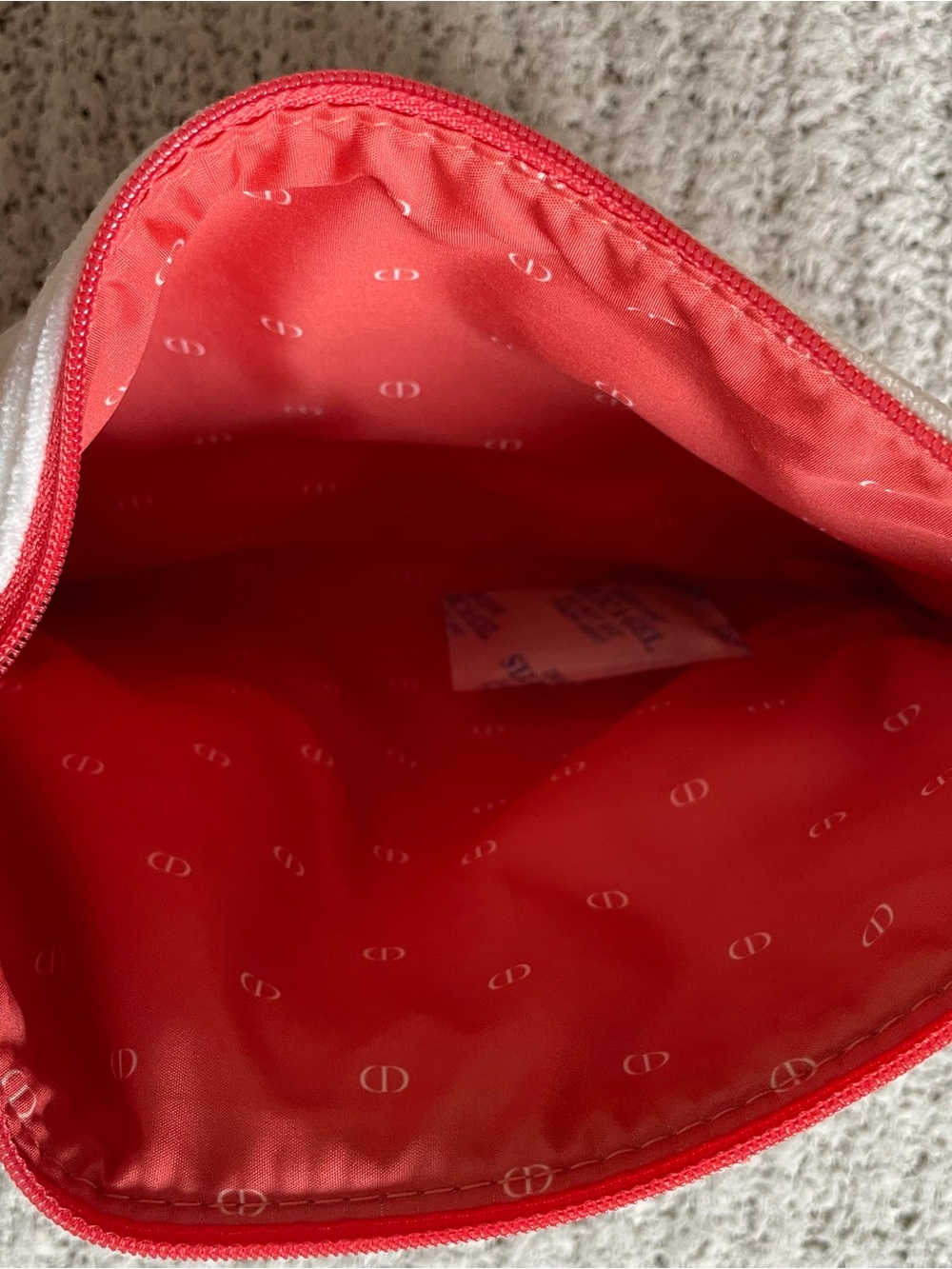 Dior White and Red Christian Dior Clutch Wristlet - Picture 2 of 5